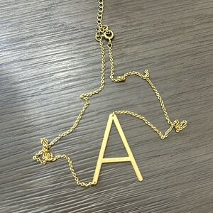 Initial necklace